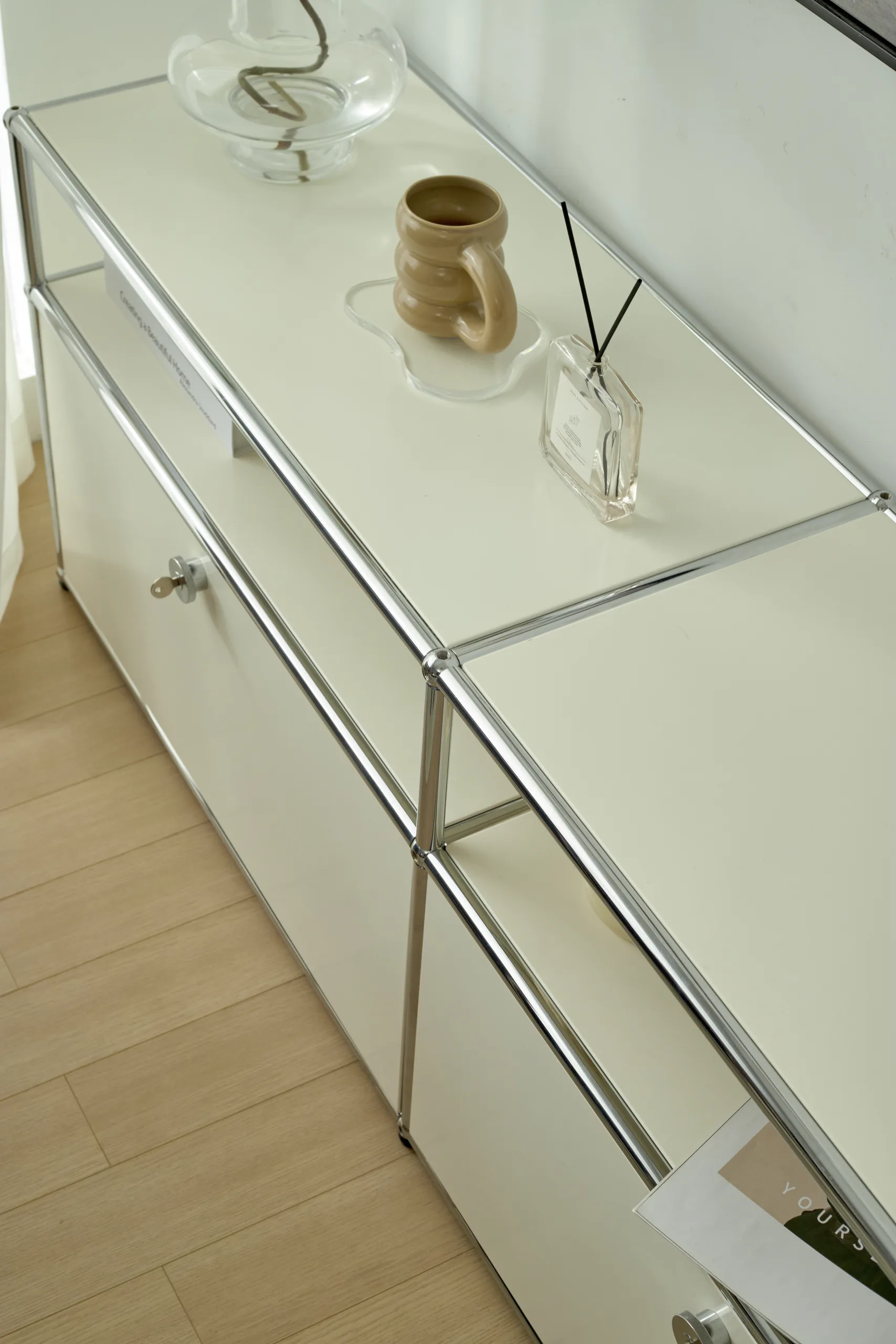 Modular 2Dr Media Unit TopShelf Lifestyle