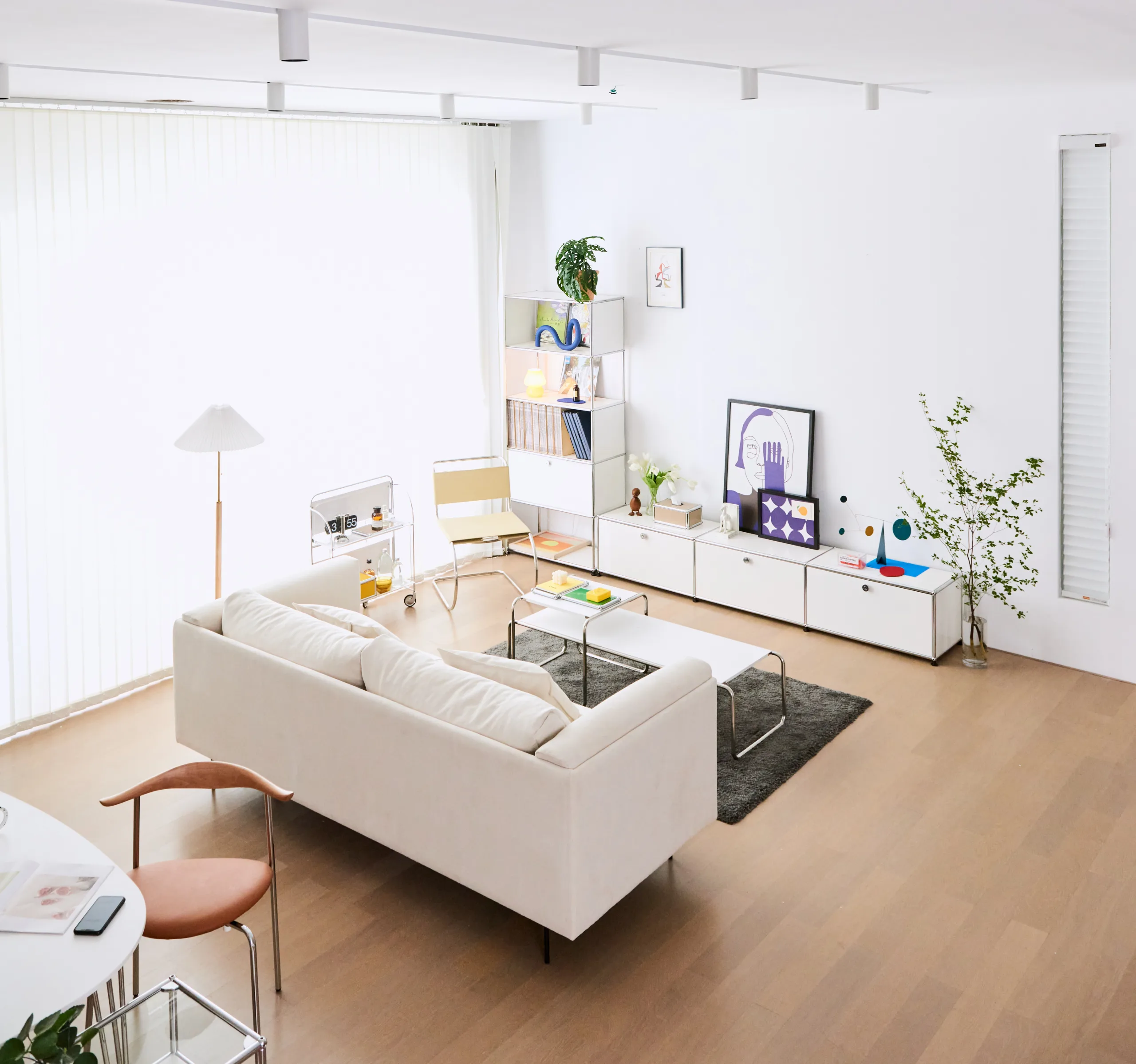 Modular 3Dr Media Unit  No Shelf Lifestyle