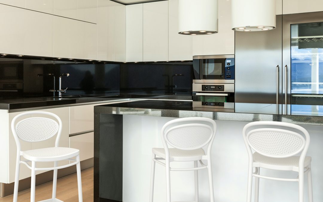 Upgrade Your Mealtimes with Chic Kitchen Chairs